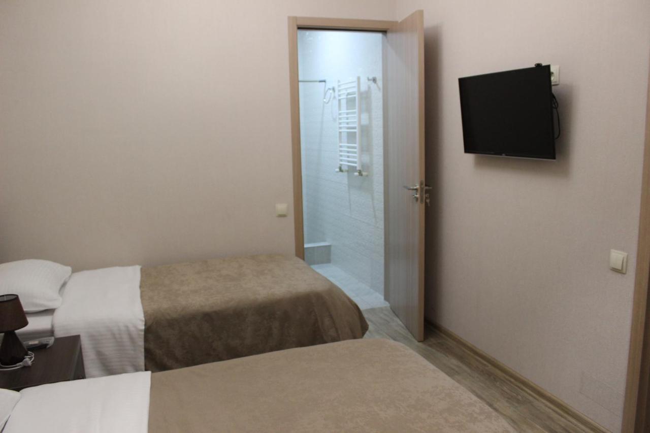 Family Hotel Triston Tiflis Exterior foto