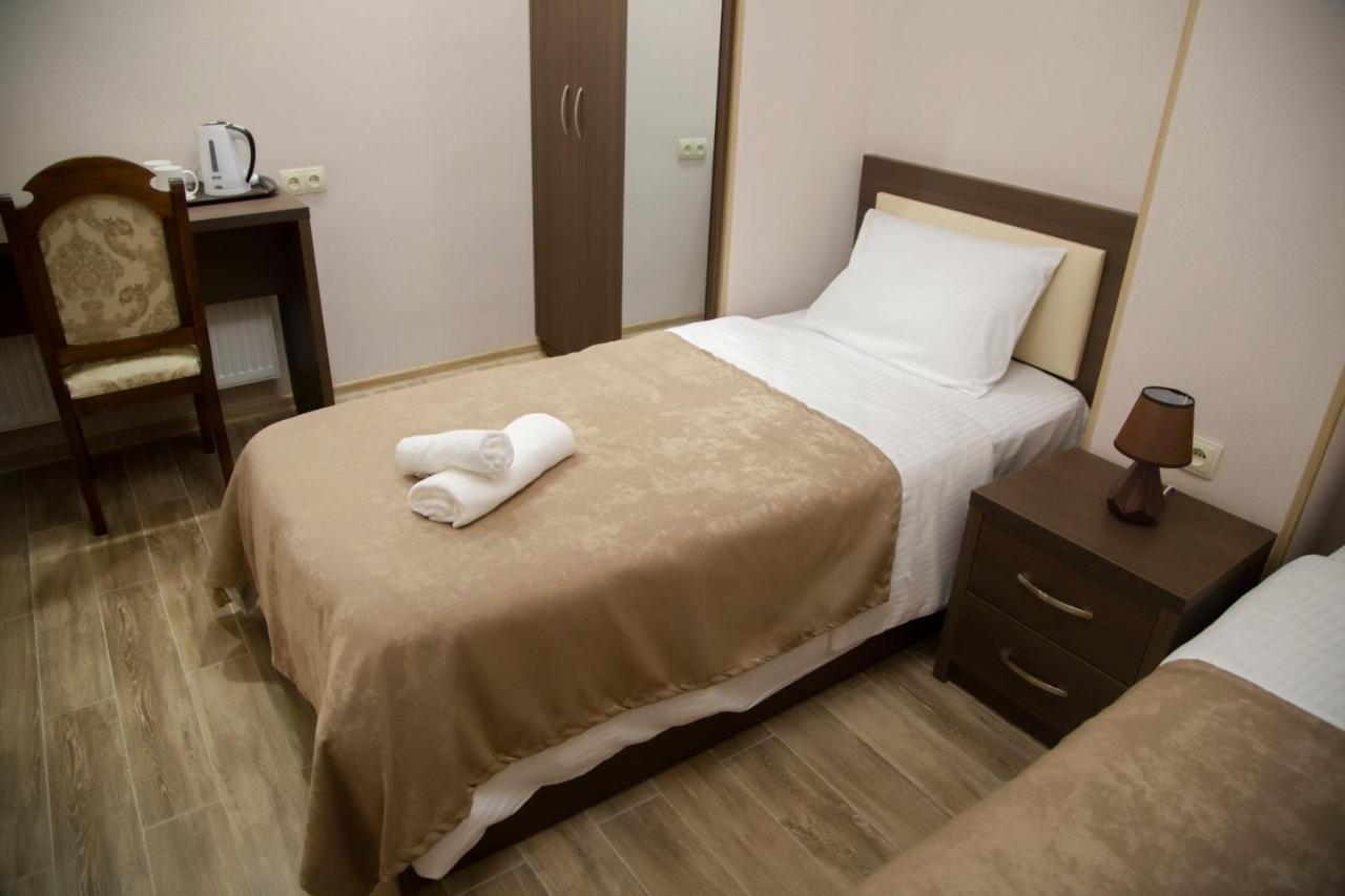 Family Hotel Triston Tiflis Exterior foto
