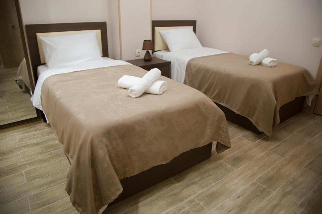 Family Hotel Triston Tiflis Exterior foto
