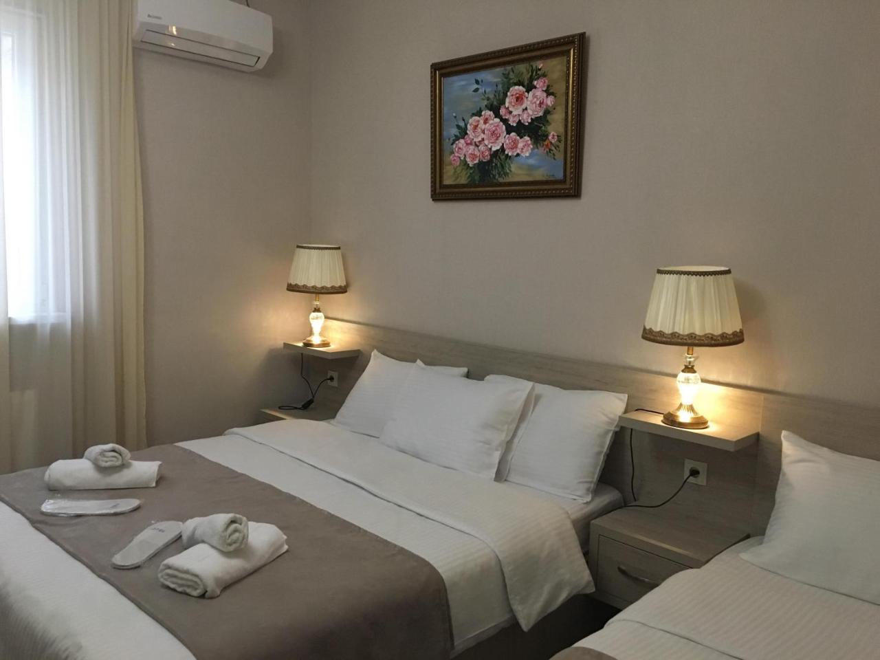 Family Hotel Triston Tiflis Exterior foto